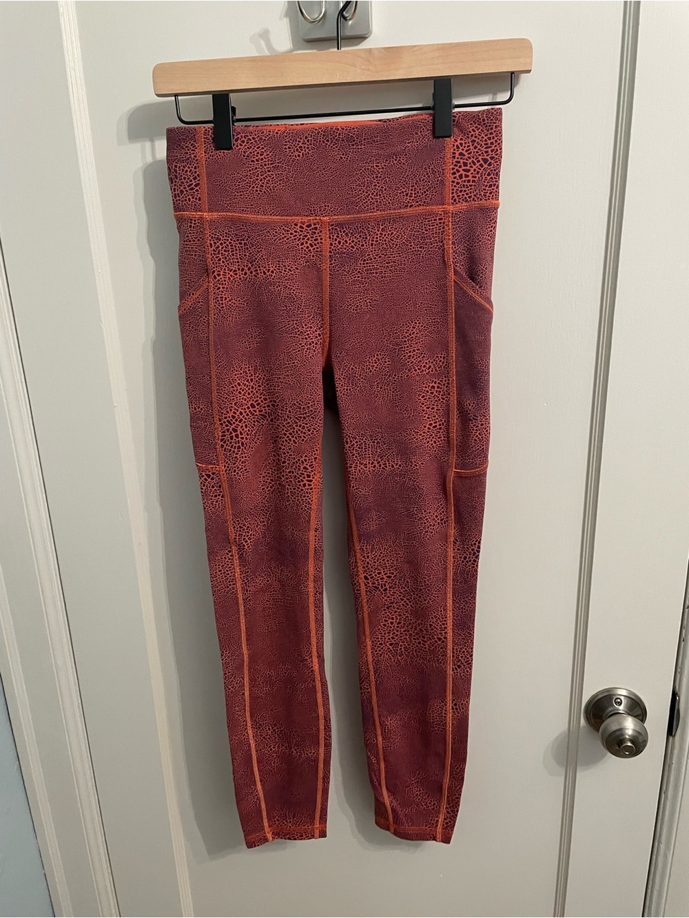 Lululemon High-Rise Cropped Leggings Crackle Mosaic Burgundy Orange Size 2/4